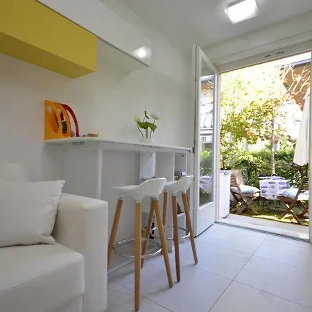 Villaggio Montecarlo Apartment *